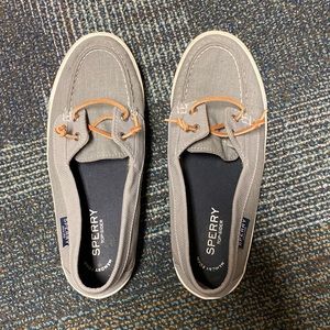 Sperry shoes, women’s 9